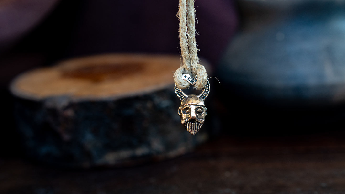 Pendentif tête d'Odin - bronze