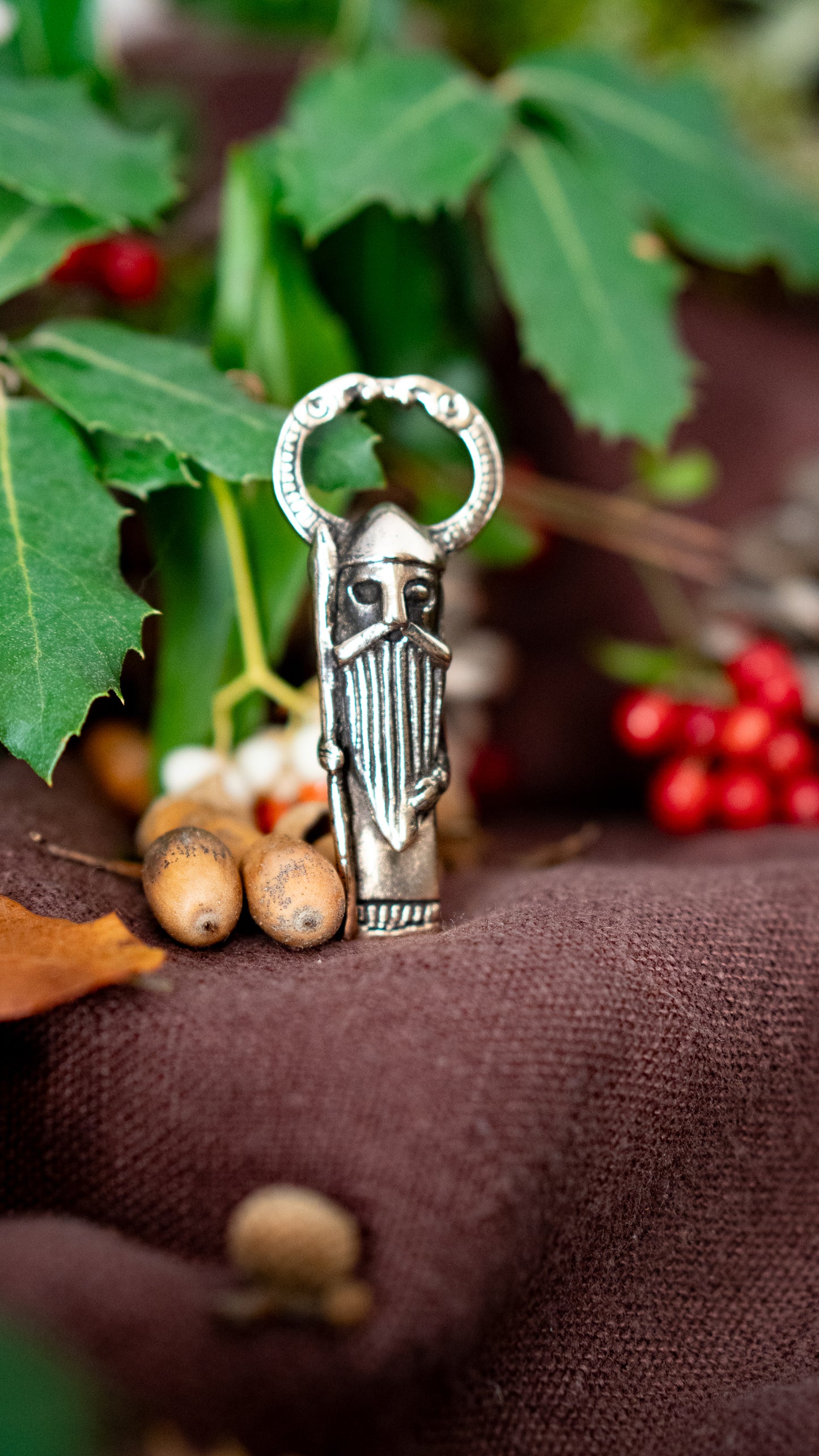 Odin bronze pendant - Inspired by Norse mythology