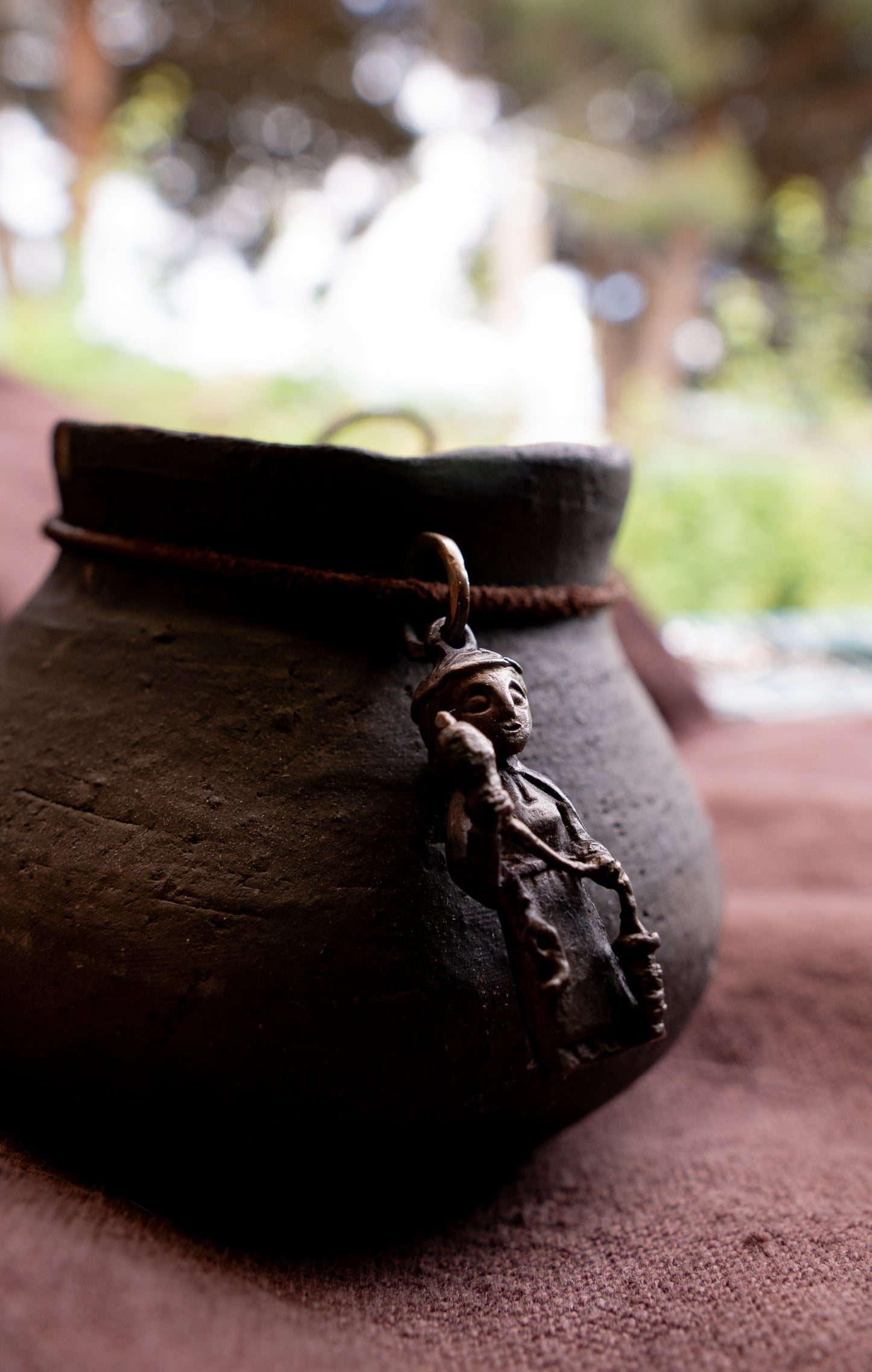 Frau/Dame Holle Pendentif Bronze