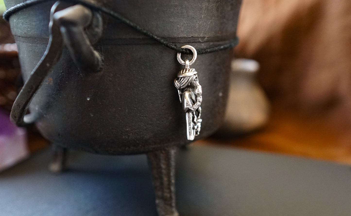 Frau Holle - Silver pendant - Ancient tales inspiration