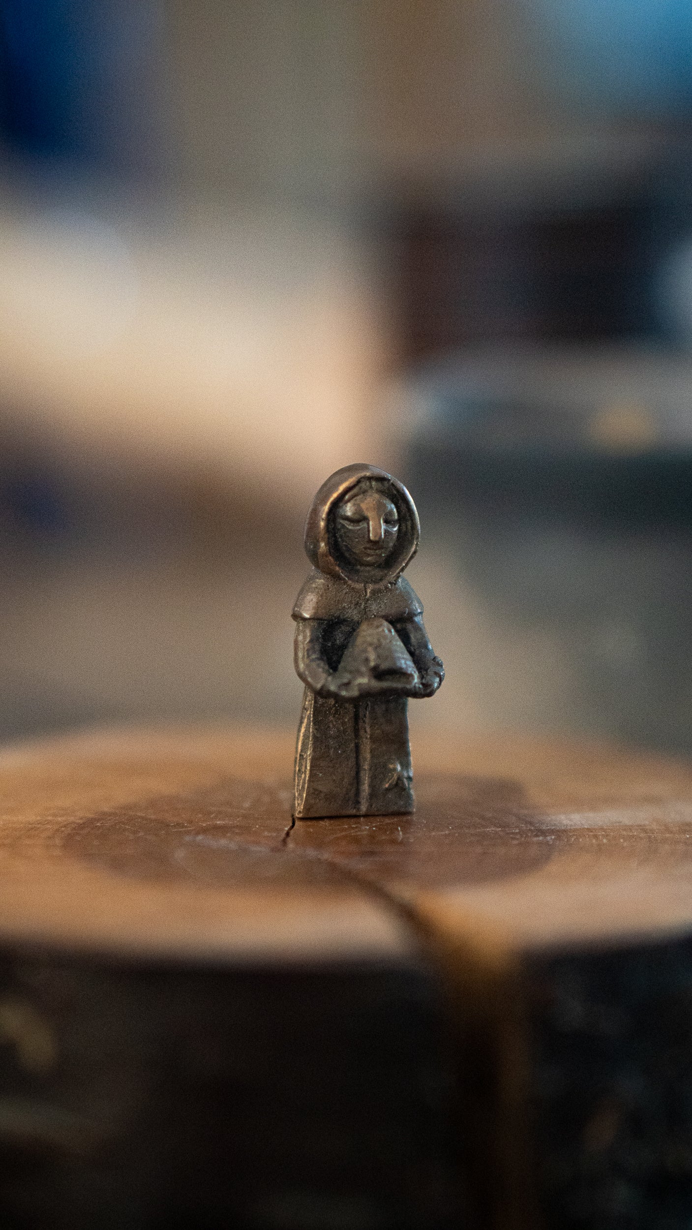 Gobnait figurine - bronze - inspiration