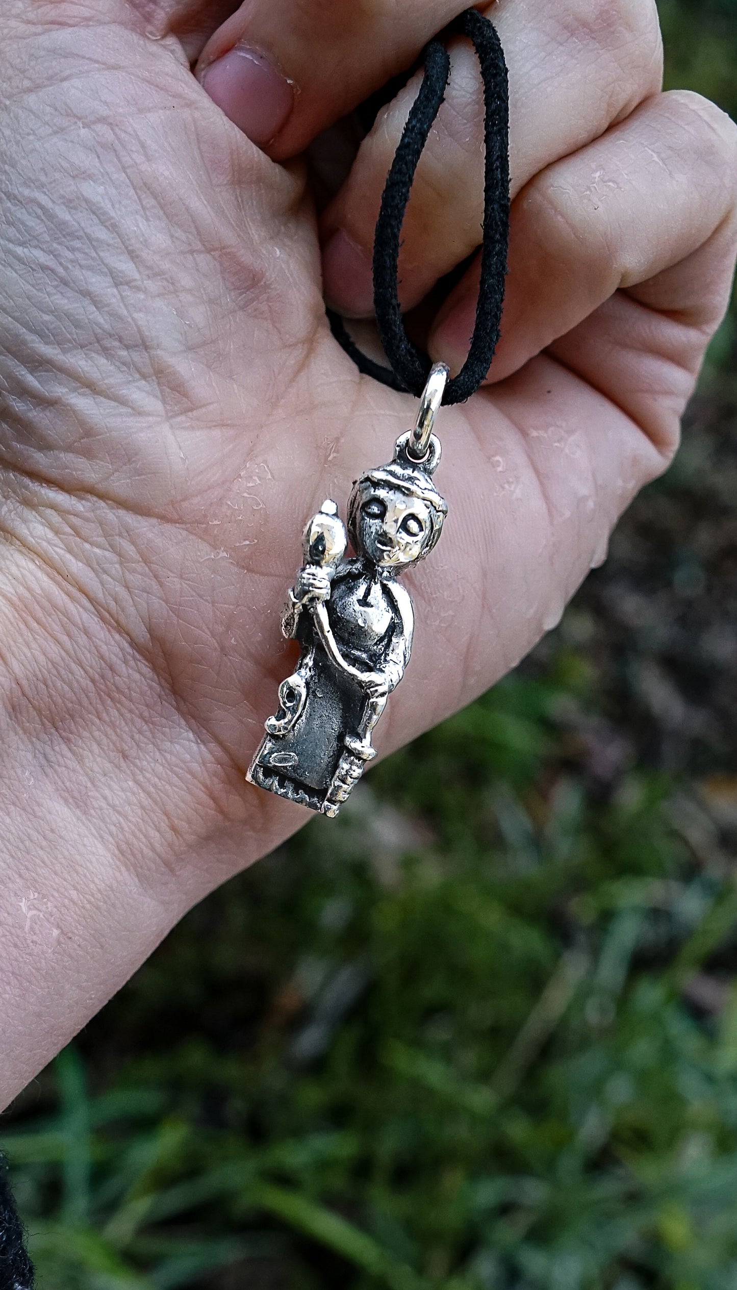 Frau Holle - Silver pendant - Ancient tales inspiration