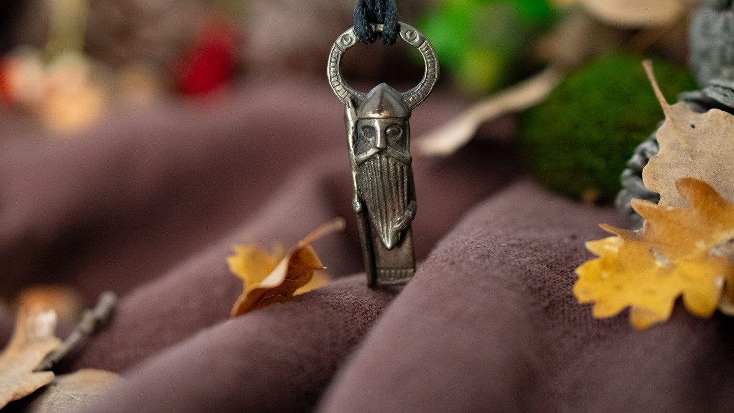 Odin bronze pendant - Inspired by Norse mythology