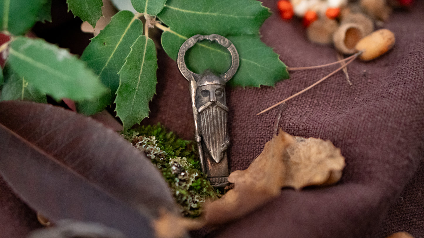 Odin bronze pendant - Inspired by Norse mythology