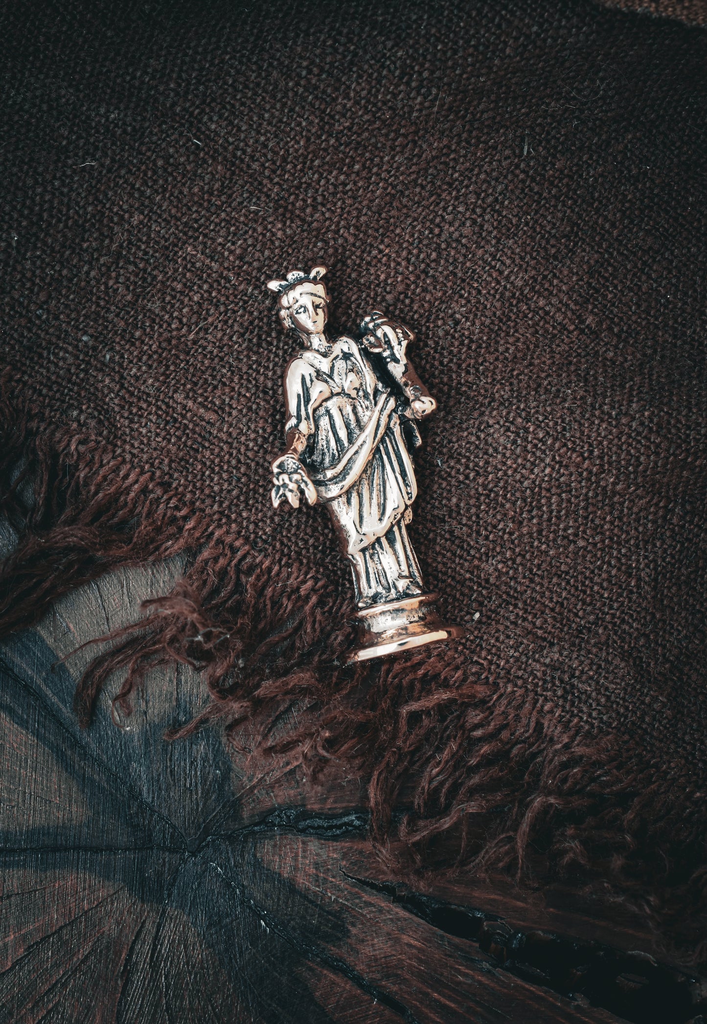 Rosmerta statuette en bronze - Déesse gallo-romaine d'abondance