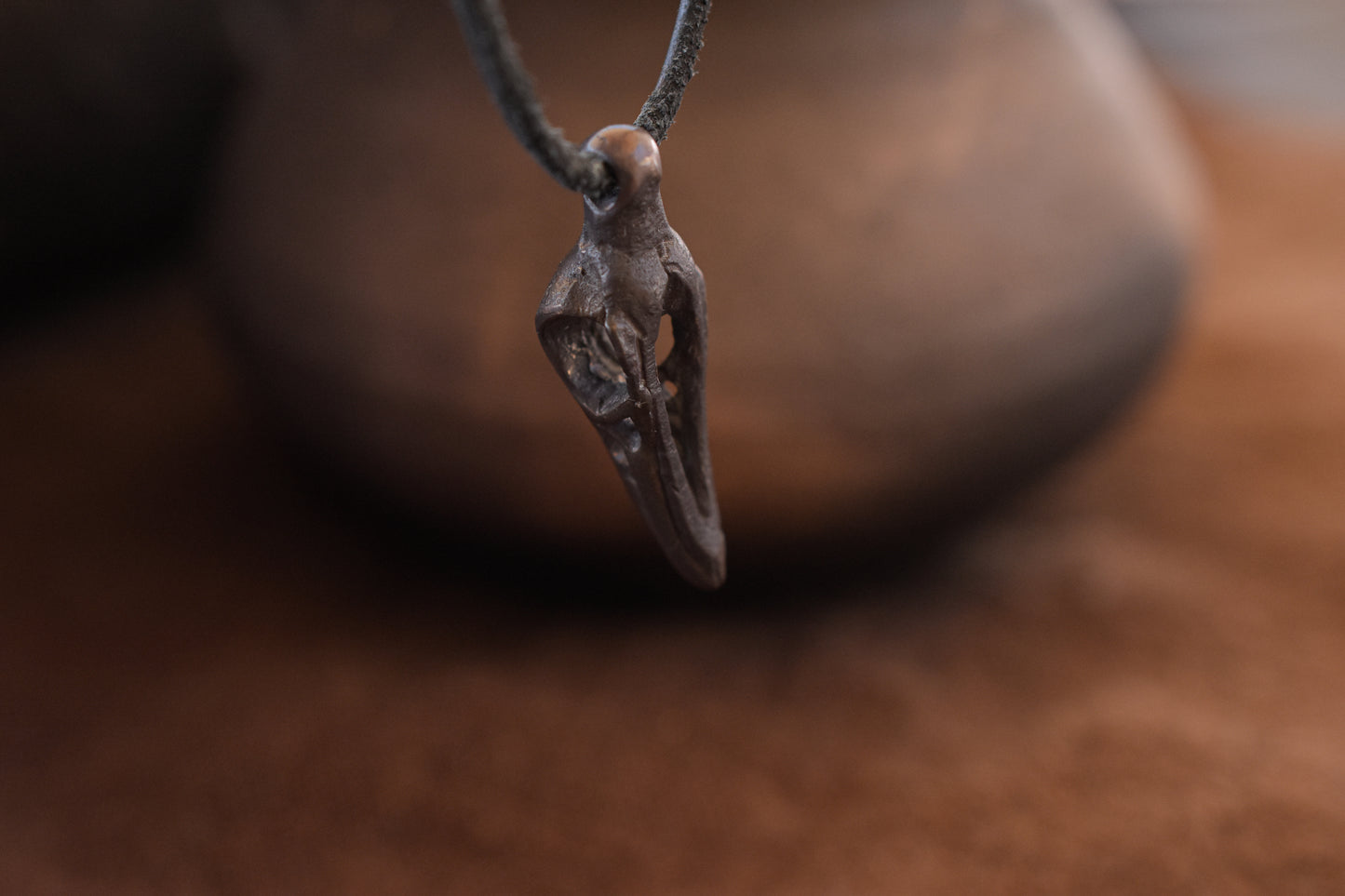 Crâne de corbeau - Pendentif bronze